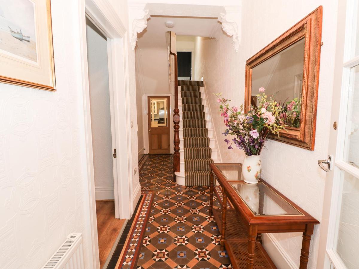 ランディドノー Abbeylands Houseヴィラ エクステリア 写真